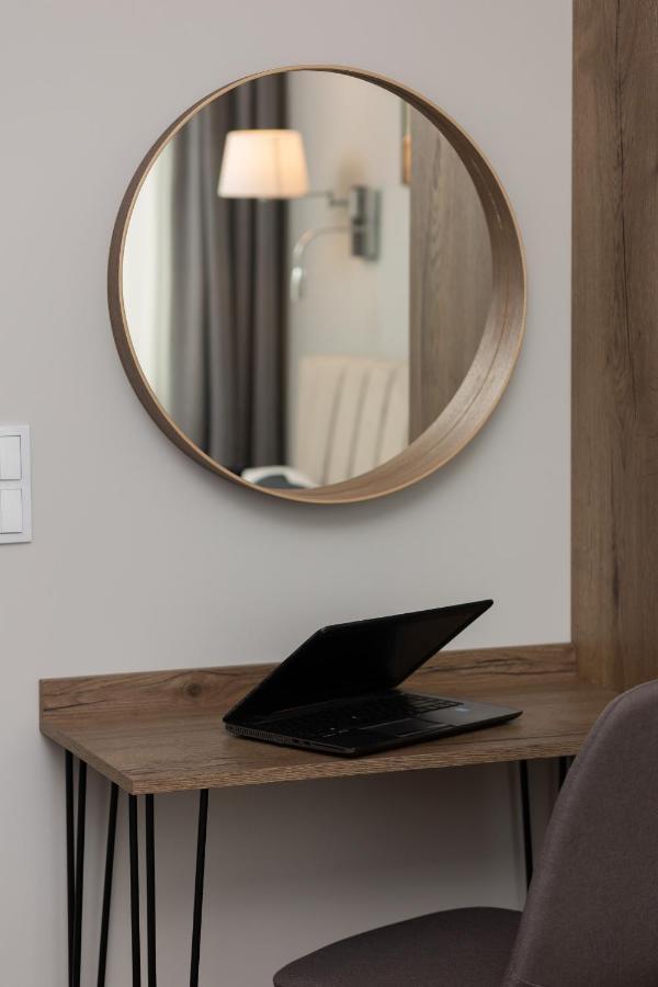 Stunning Family Apartment Ursynow With Parking & Balcony By Noclegi Renters Warszawa Eksteriør bilde
